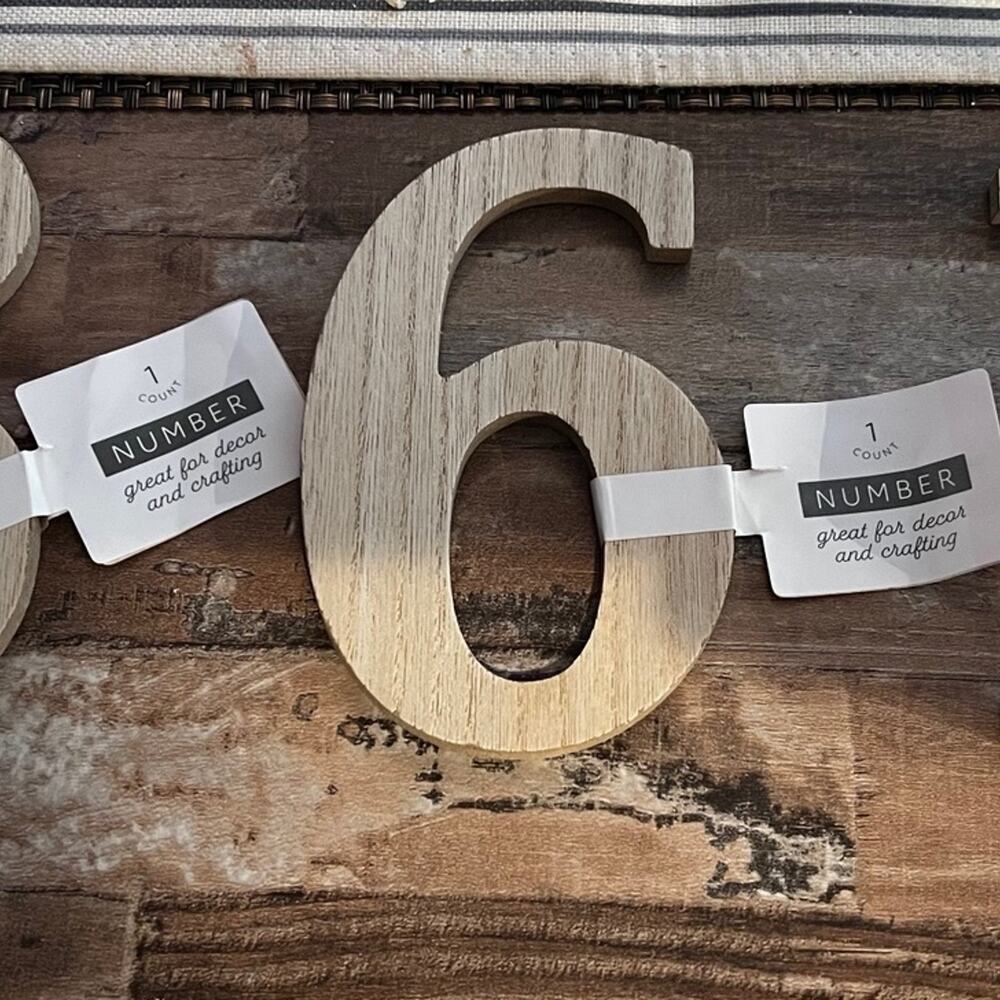 Lot of 3 random wooden numbers